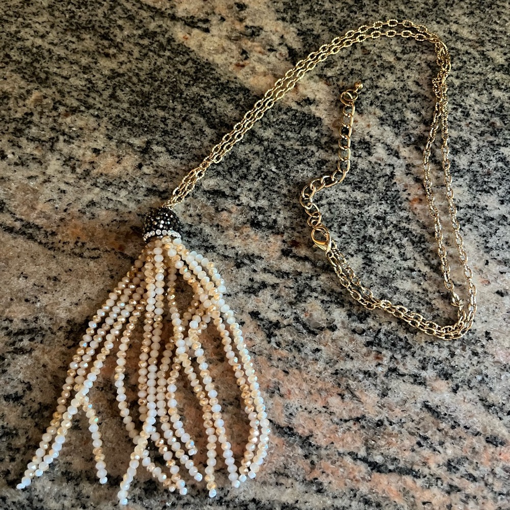 Fashion jewelry!! Beaded tassel necklace!!